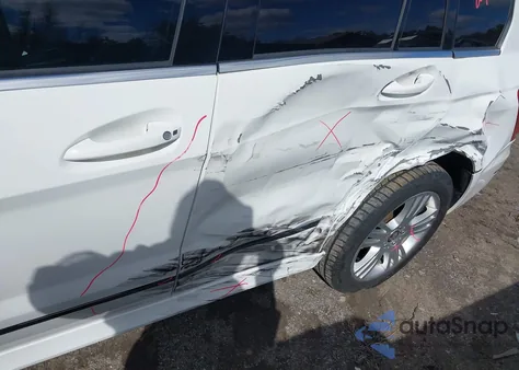 2015 Mercedes-Benz Glk 350 4Matic from USA, damaged, VIN WDCGG8JB3FG402615